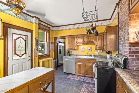 930 3rd Avenue Eau Claire WI 54703