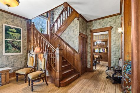 930 3rd Avenue Eau Claire WI 54703