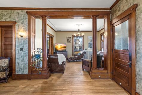 930 3rd Avenue Eau Claire WI 54703