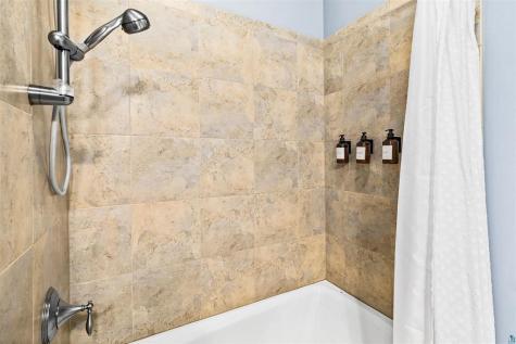 1 N Lake Avenue Duluth MN 55802