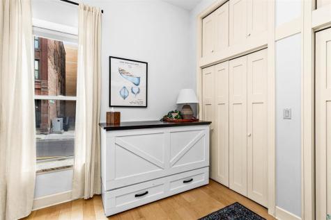 1 N Lake Avenue Duluth MN 55802