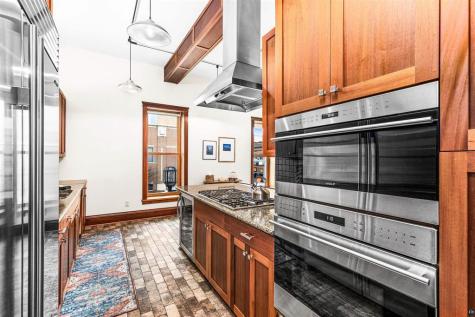 1 N Lake Avenue Duluth MN 55802