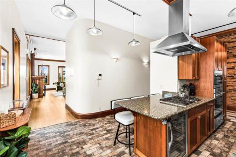 1 N Lake Avenue Duluth MN 55802