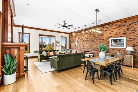 1 N Lake Avenue Duluth MN 55802