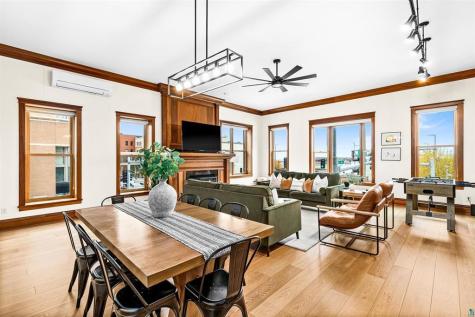 1 N Lake Avenue Duluth MN 55802