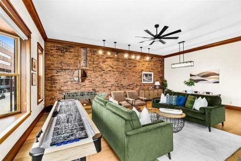 1 N Lake Avenue Duluth MN 55802