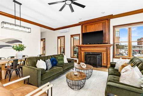 1 N Lake Avenue Duluth MN 55802