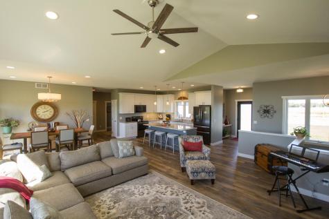 2379 W 9th Street Albert Lea MN 56007