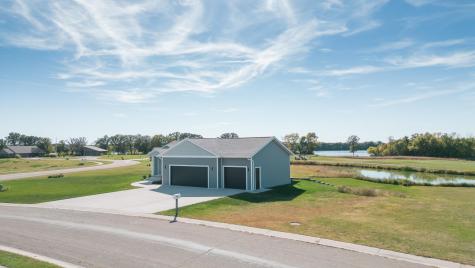 2379 W 9th Street Albert Lea MN 56007