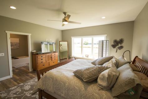 2379 W 9th Street Albert Lea MN 56007
