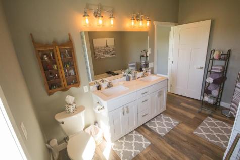 2379 W 9th Street Albert Lea MN 56007