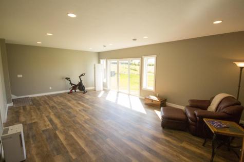 2379 W 9th Street Albert Lea MN 56007