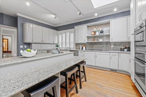 1724 Summit Avenue Minneapolis MN 55403