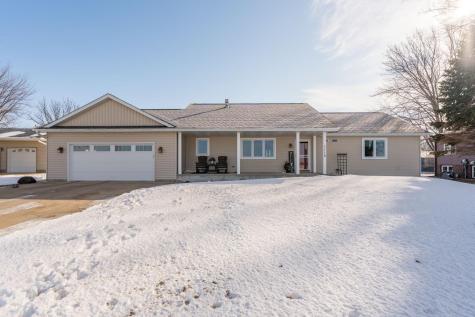 1116 10th Street Gaylord MN 55334