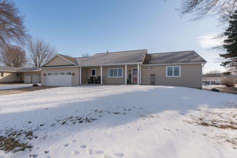 1116 10th Street Gaylord MN 55334
