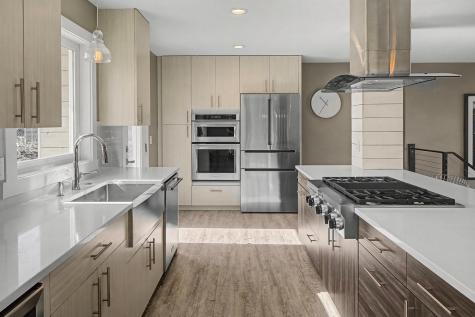 6725 Valley View Road Edina MN 55439