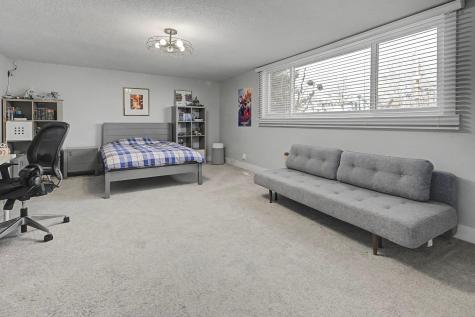 6725 Valley View Road Edina MN 55439