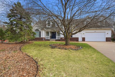 10389 Fox Run Road Woodbury MN 55129