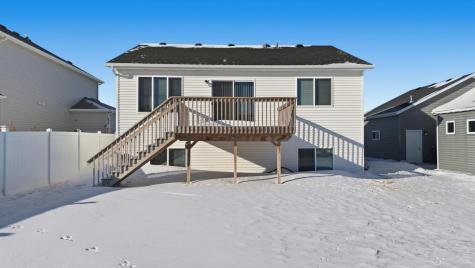 946 Albert Drive W West Fargo ND 58078