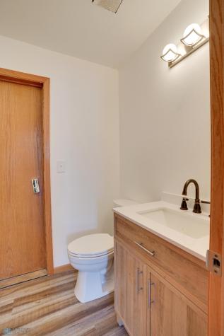 1815 20th Avenue S Moorhead MN 56560