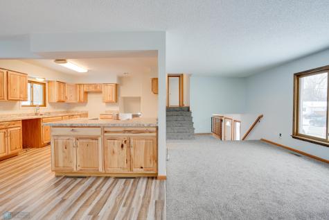 1815 20th Avenue S Moorhead MN 56560