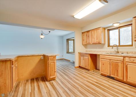 1815 20th Avenue S Moorhead MN 56560