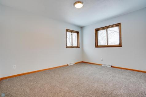 1815 20th Avenue S Moorhead MN 56560