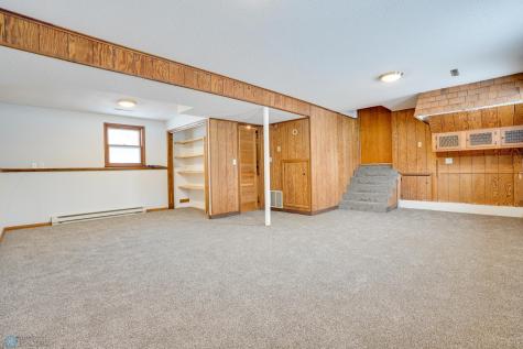 1815 20th Avenue S Moorhead MN 56560