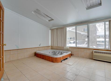 1815 20th Avenue S Moorhead MN 56560