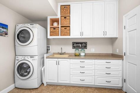 8353 Congdon Boulevard Duluth MN 55804