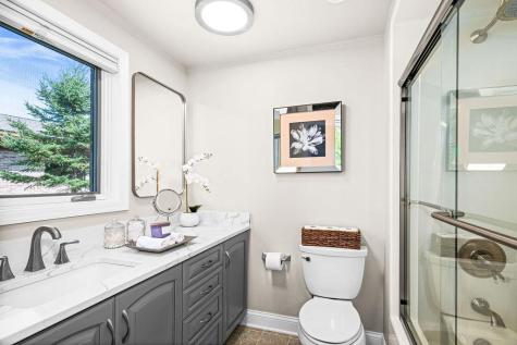 8353 Congdon Boulevard Duluth MN 55804