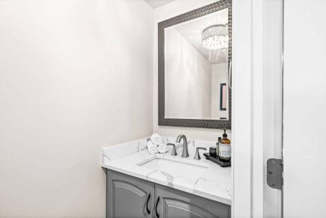 8353 Congdon Boulevard Duluth MN 55804