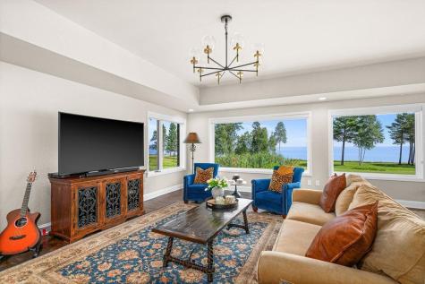 8353 Congdon Boulevard Duluth MN 55804