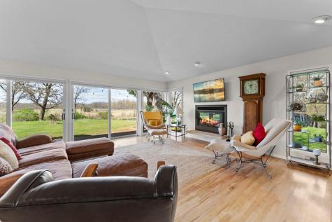 1711 W Church Road Star Prairie WI 54026