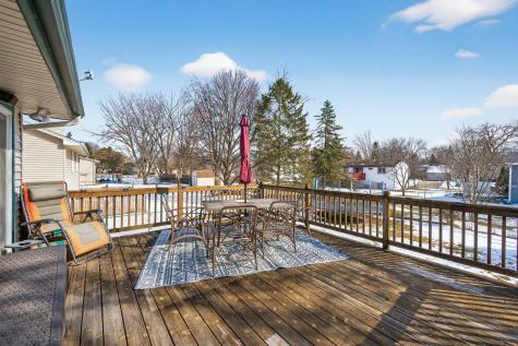 1564 Knoll Drive Shoreview MN 55126