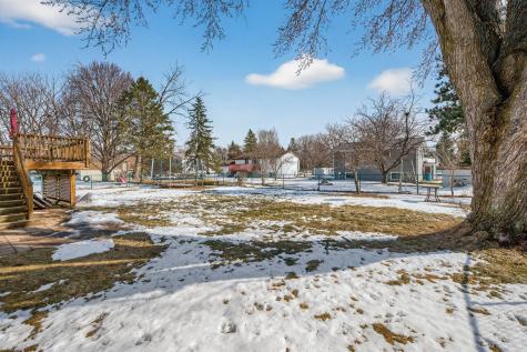 1564 Knoll Drive Shoreview MN 55126