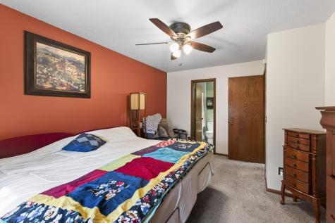 1564 Knoll Drive Shoreview MN 55126