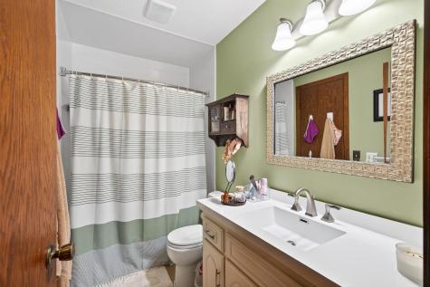 1564 Knoll Drive Shoreview MN 55126