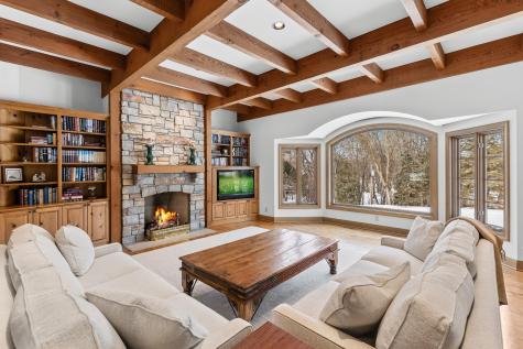 781 Ferndale Road N Orono MN 55391