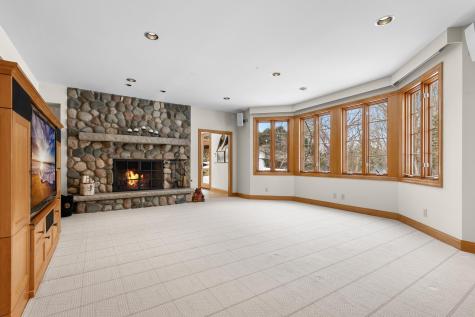 781 Ferndale Road N Orono MN 55391
