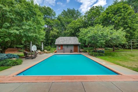 781 Ferndale Road N Orono MN 55391
