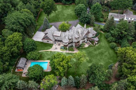 781 Ferndale Road N Orono MN 55391