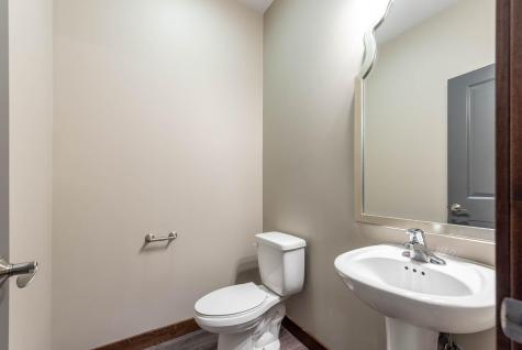 814 Pinnacle Path Mankato MN 56001
