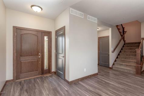 814 Pinnacle Path Mankato MN 56001