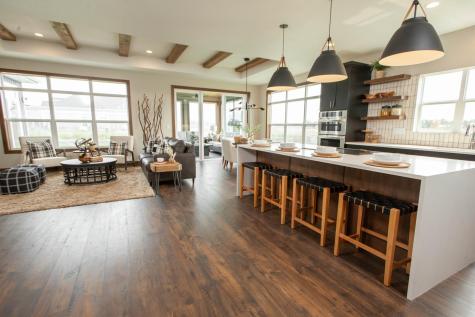 6448 Sun Valley Boulevard Horace ND 58047