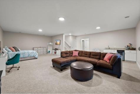 12601 Ridgemount Avenue W Hopkins MN 55305