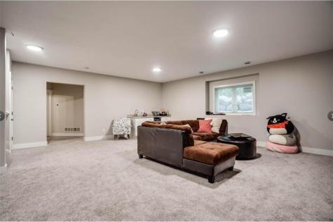 12601 Ridgemount Avenue W Hopkins MN 55305