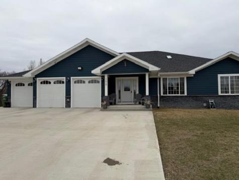 208 S Delaware Court Fulda MN 56131