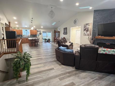 208 S Delaware Court Fulda MN 56131