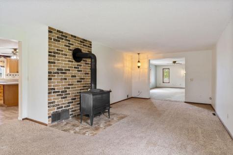 21443 160th Street New Richland MN 56072